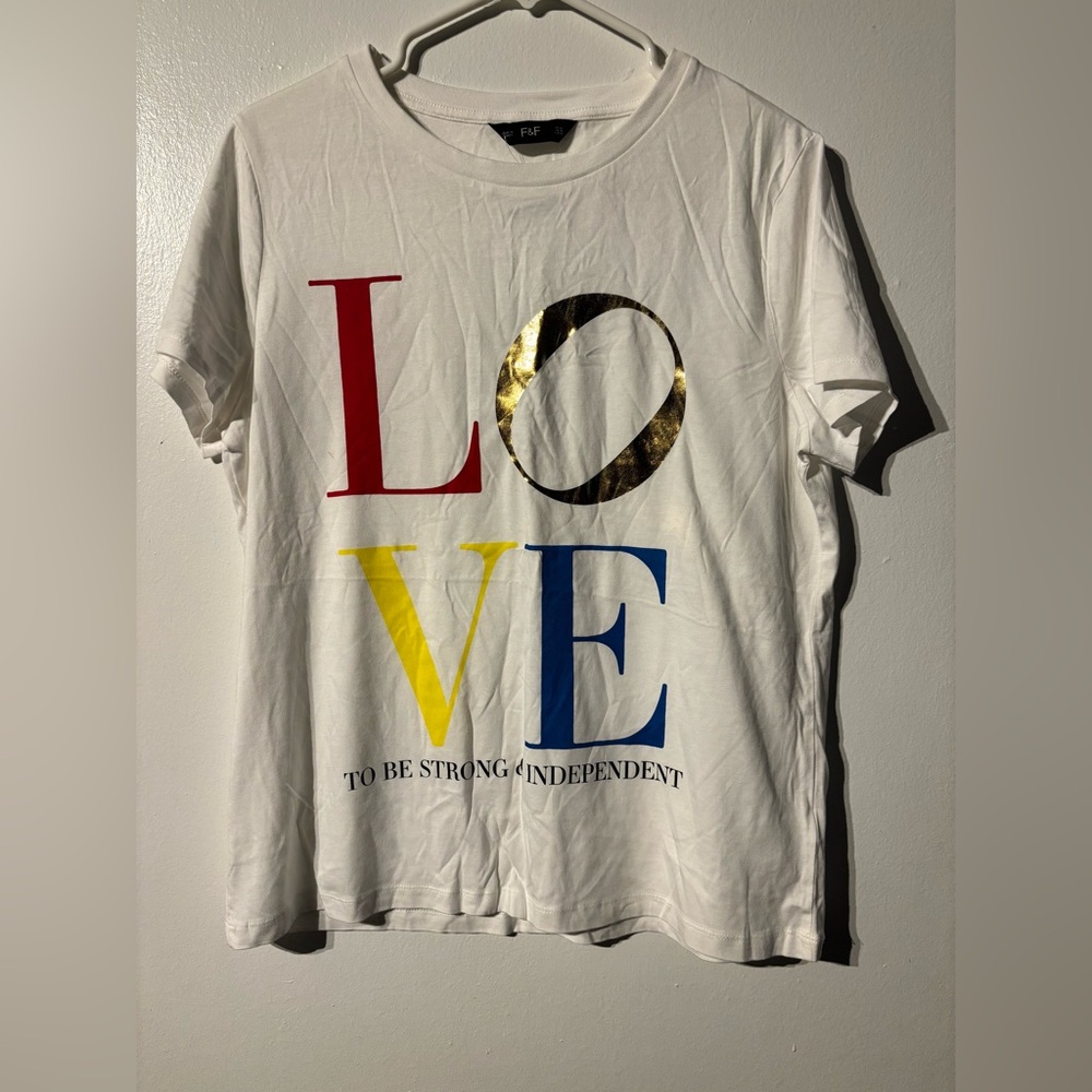 LOVE Graphic T-Shirt – “To Be Strong Independent”
(706)